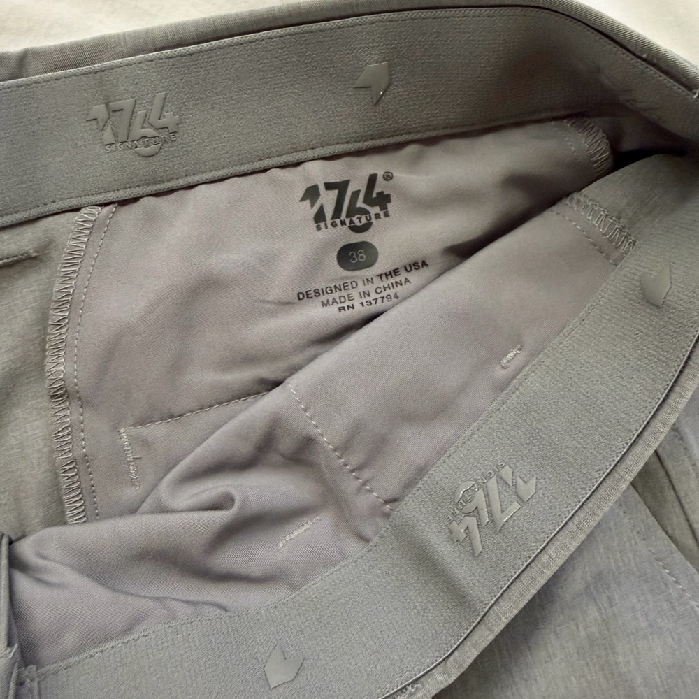 1764 Golf, mens Flat Front Heathered Gray Shorts - Picture 4 of 5